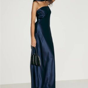 Elegant Navy Blue Strapless Dress
